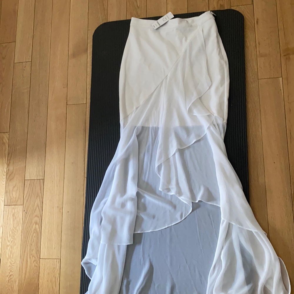Bebe white skirt